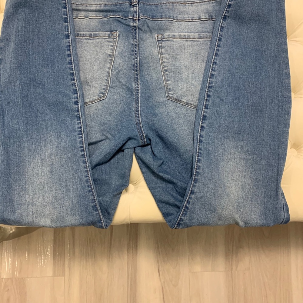 Jeans - Picture 5 of 5